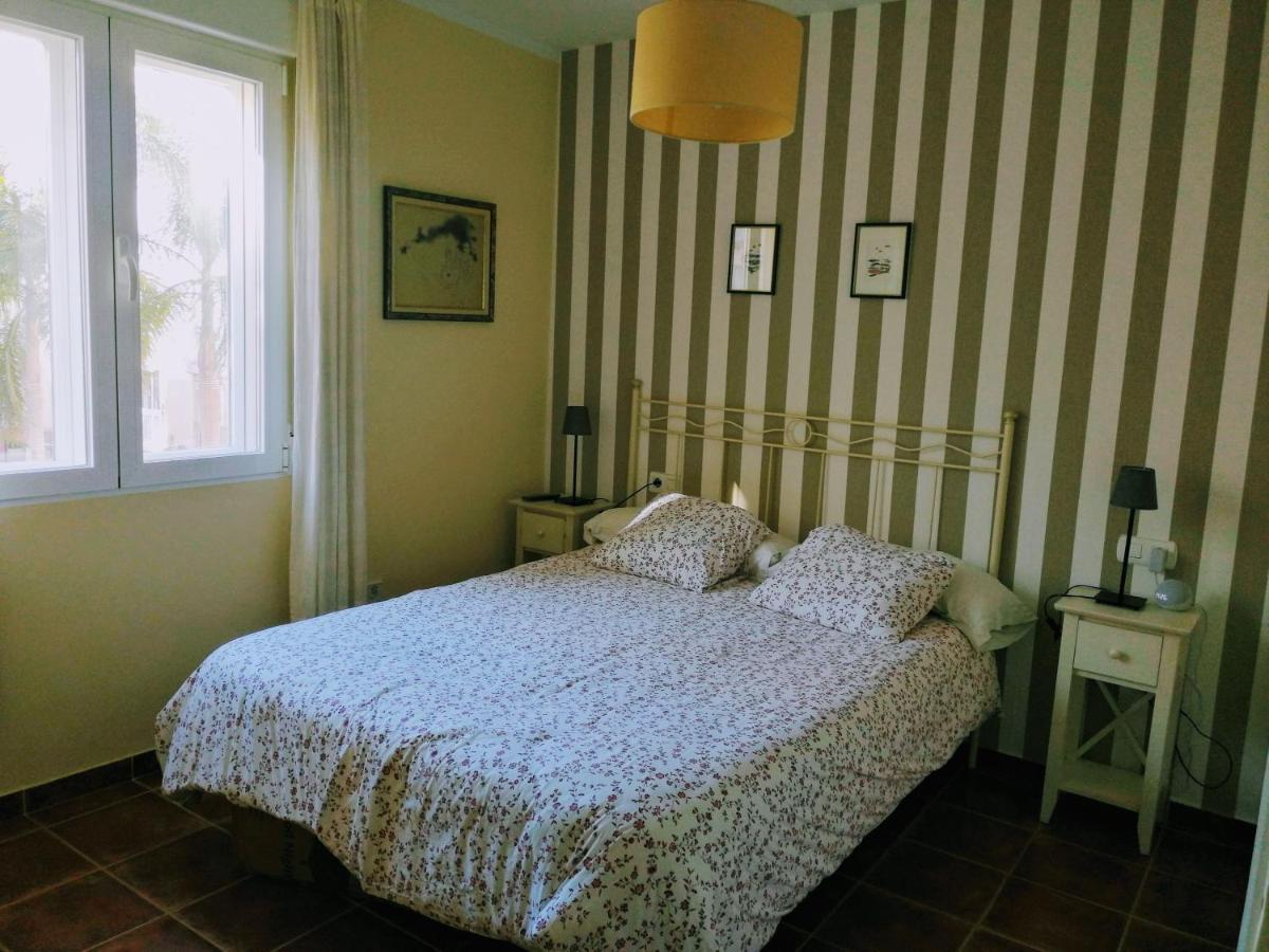 At The Center & Very Close To The Paseo Beach, With Double Garage, Renovated And Fully Equipped Apartment Almuñécar Eksteriør bilde