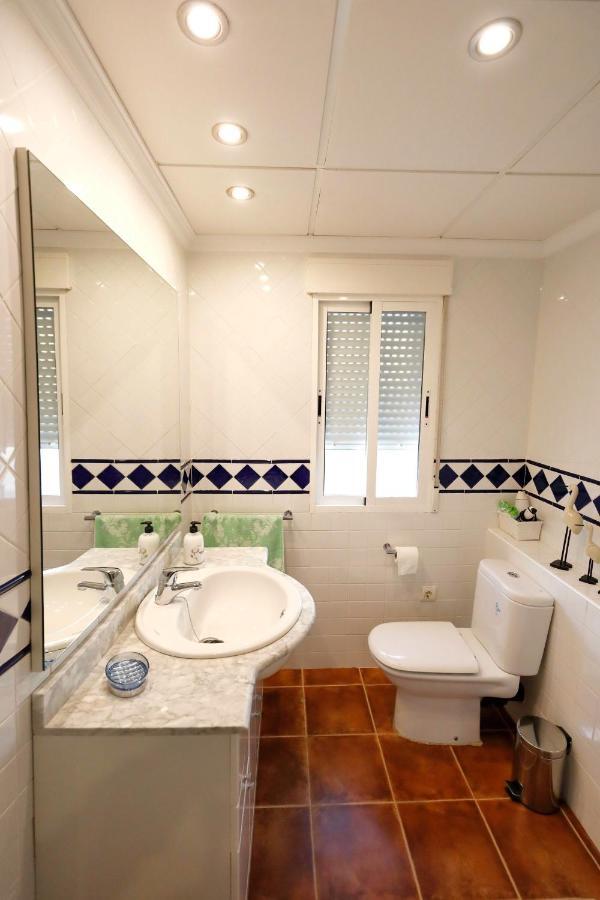 At The Center & Very Close To The Paseo Beach, With Double Garage, Renovated And Fully Equipped Apartment Almuñécar Eksteriør bilde